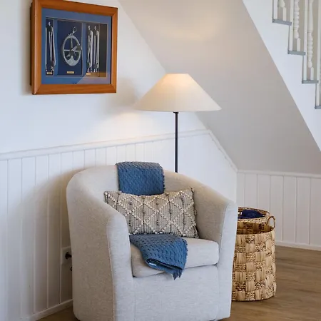 Serenity موستيروس