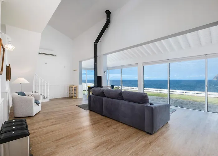 Semesterbostad Serenity Mosteiros (Azores)